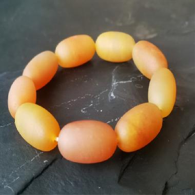 金丝玉枣珠手串