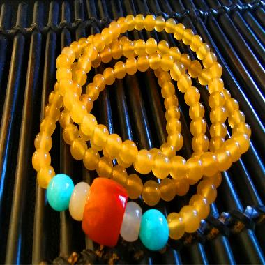 金丝玉籽料宝石光手链