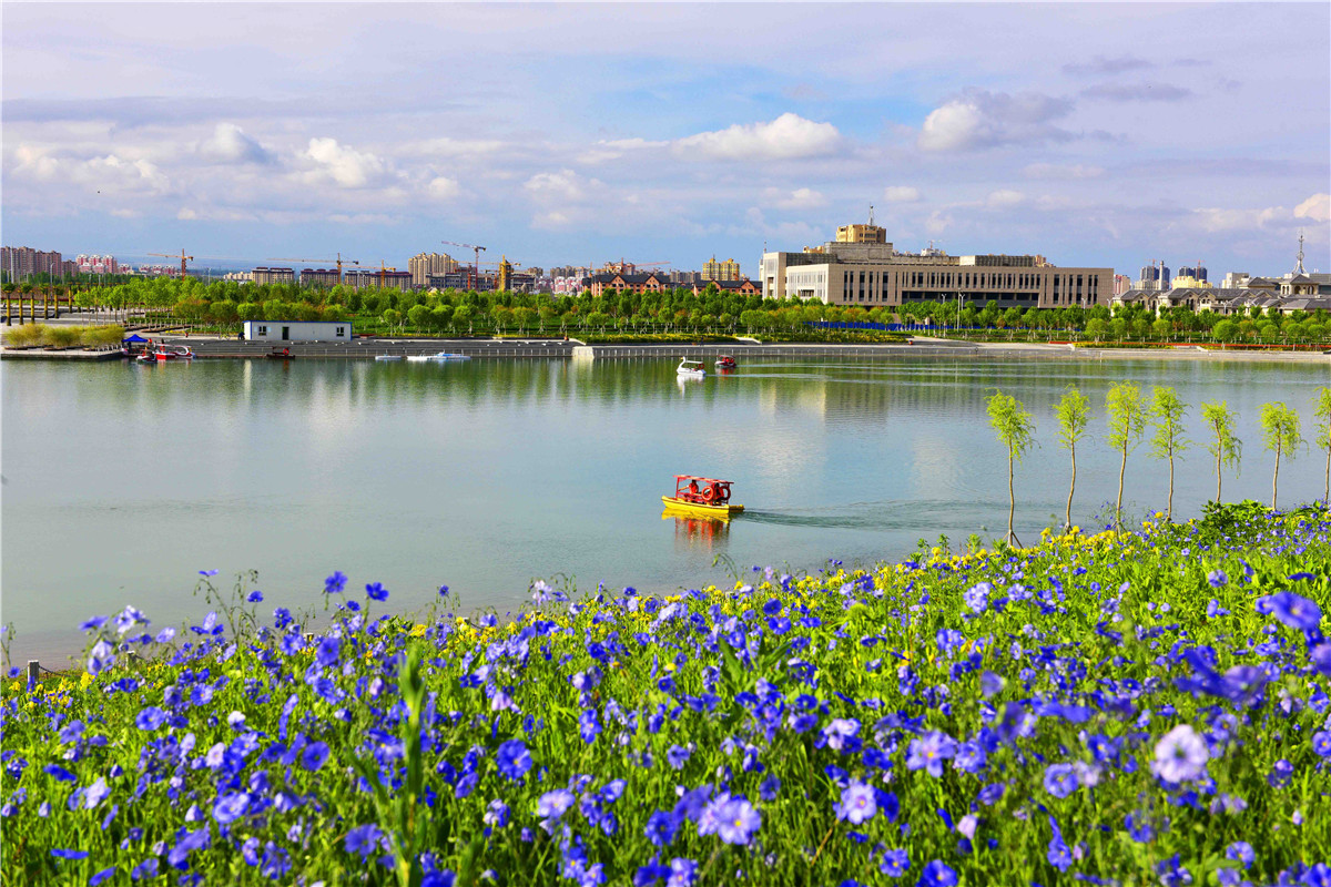 水上乐园 马志福.jpg